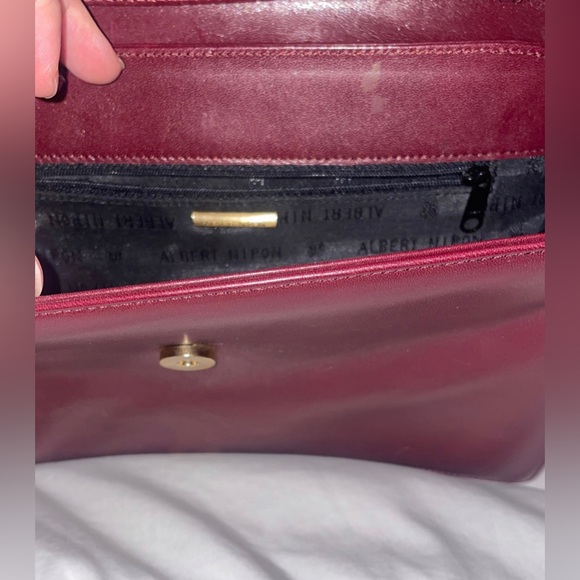 Vintage preowned Albert Nipon Red Cross body envelope purse burgundy wine - Picture 3 of 8